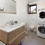 Kalinda Apartment *