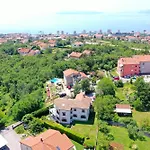 Apartment Kalinda